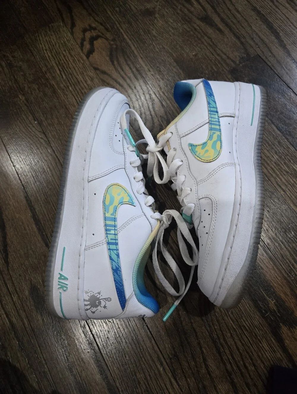 Nike Air Force 1 LV8 GS Unlock Your Space White Multi Sneakers Youth 6.5